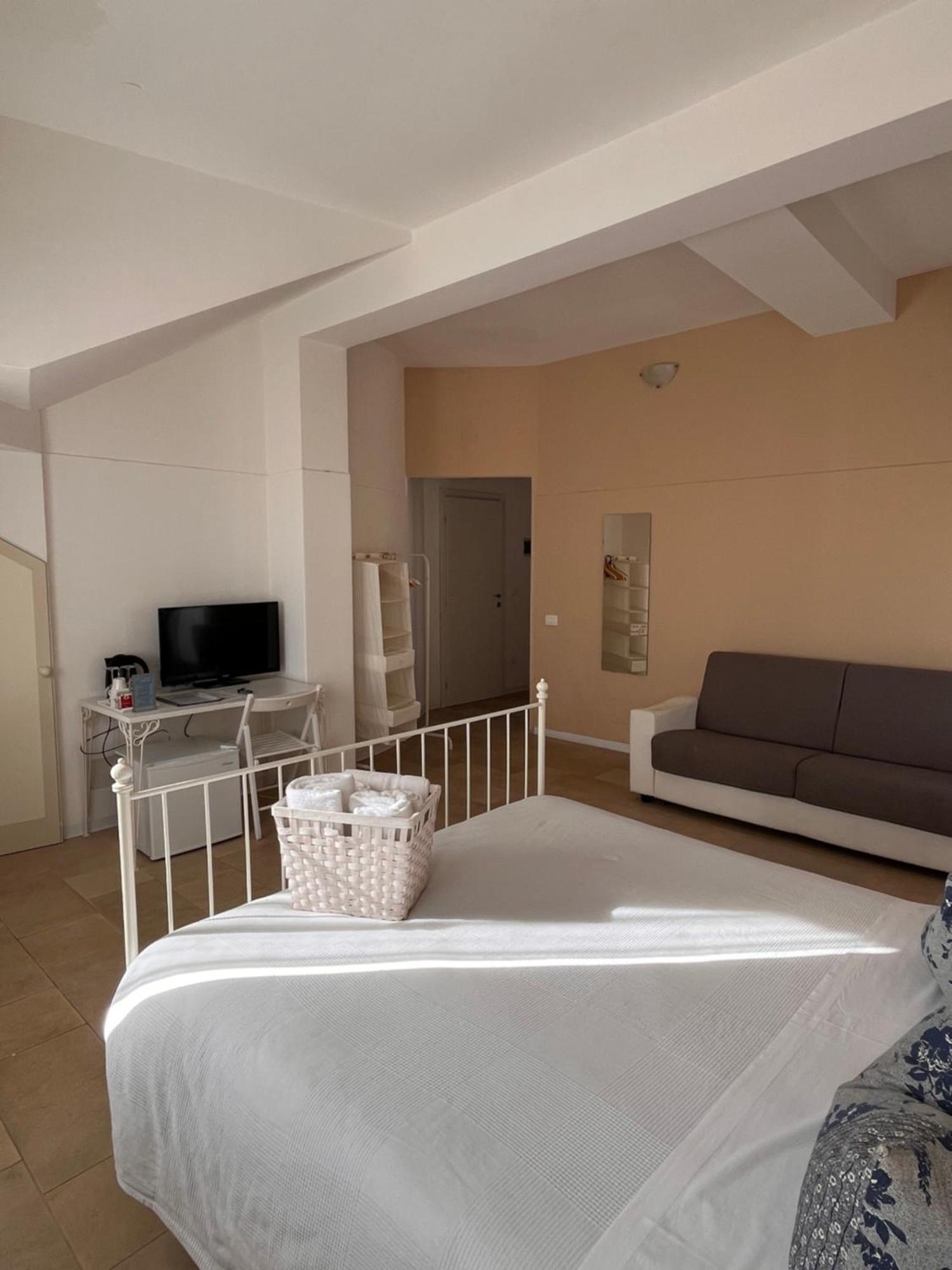 Regina Margherita Bed & Breakfast 3*